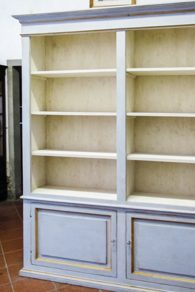 Libreria doppio corpo, ricostruita con materiale antico. Margheri Antichità