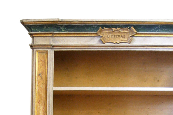 Libreria ricostruita con materiale antico. Margheri Antichità